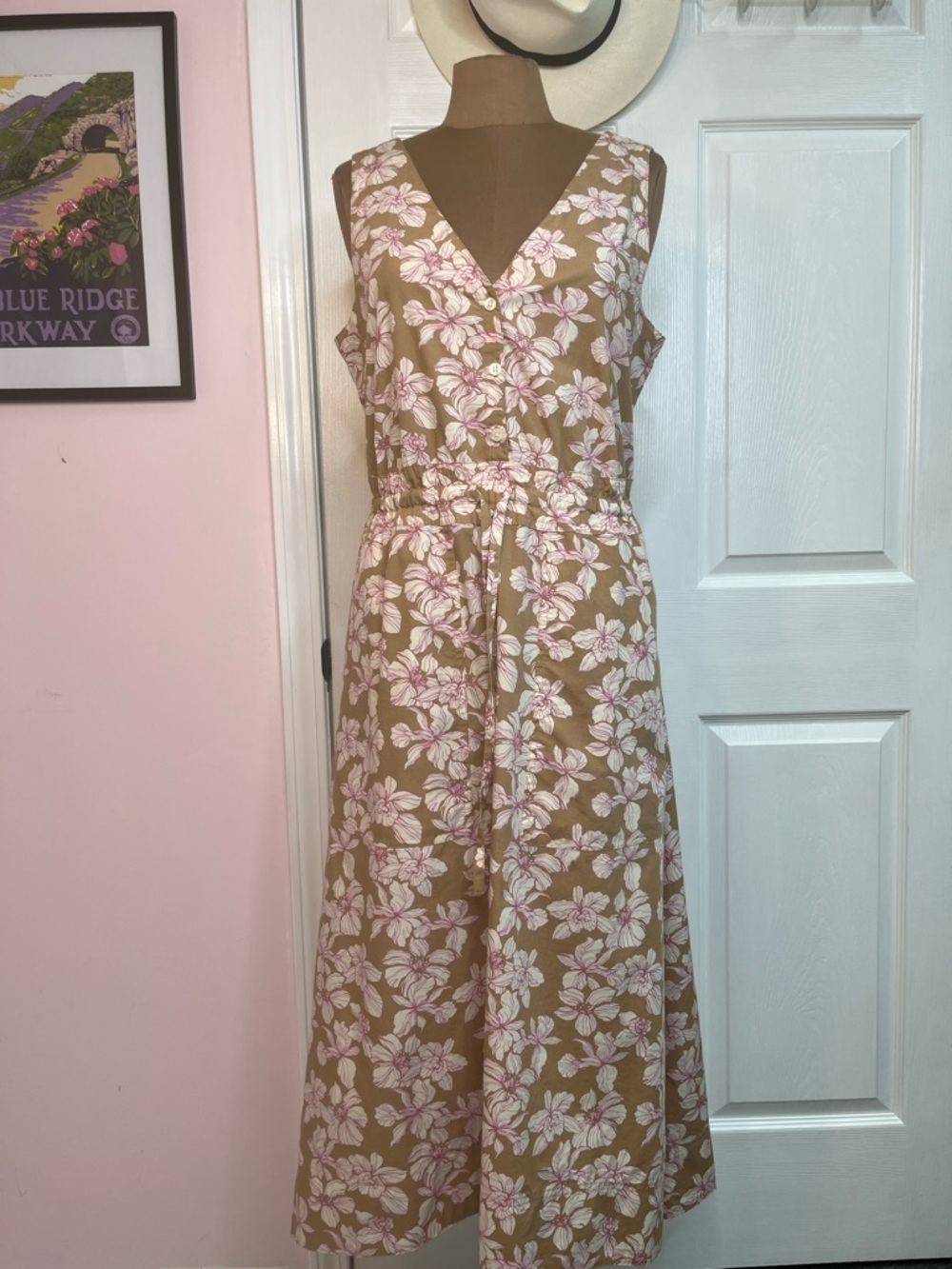 GAP Dress Sleeveless Floral Midi Tan Taupe with Pink Flowers Size Small